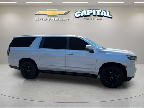 Used 2024 Chevrolet Suburban High Country AWD/4WD image 6