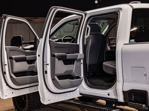 Used 2024 Ford F250 XL w/ STX Appearance Package image 24