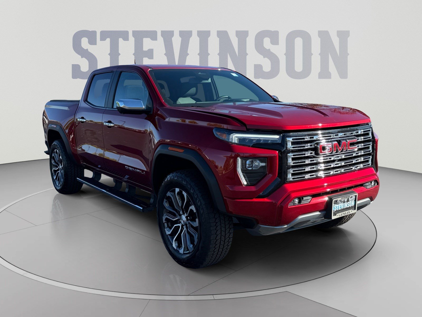 Used 2024 GMC Canyon Denali AWD/4WD image 7