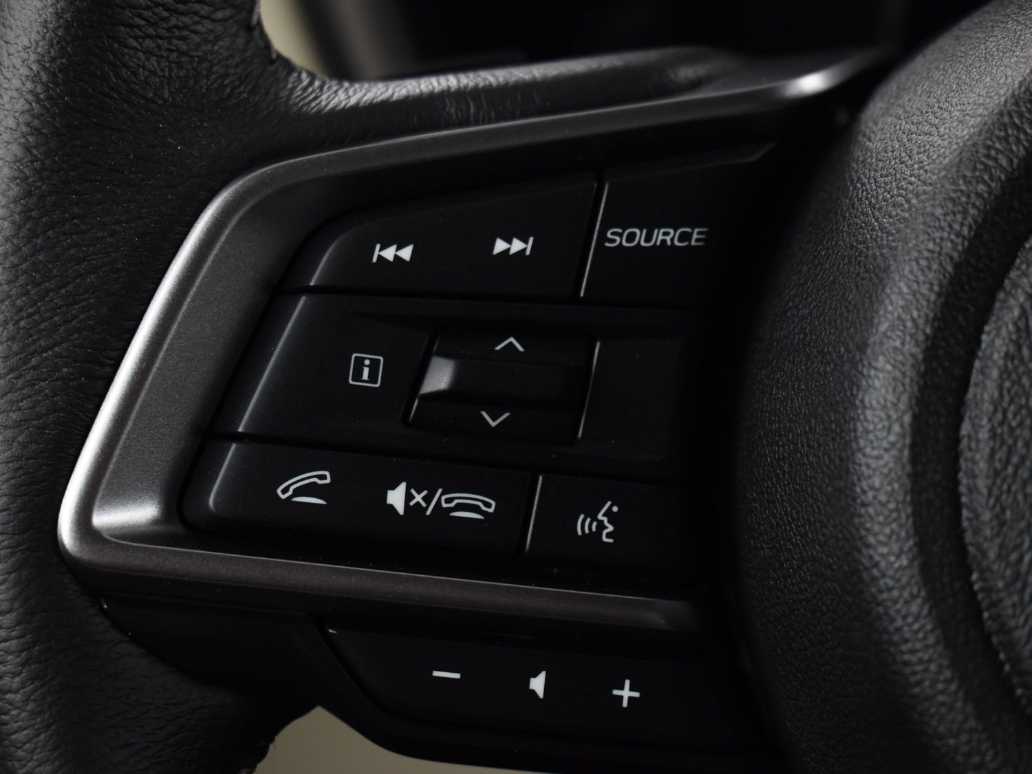 Certified 2025 Subaru Legacy Limited AWD/4WD image 24