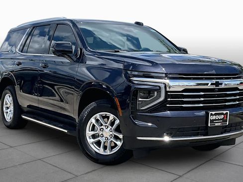 Used 2025 Chevrolet Tahoe LT w/ Comfort Package RWD image 3