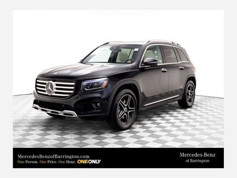 New 2026 Mercedes-Benz GLB 250 4MATIC image 1