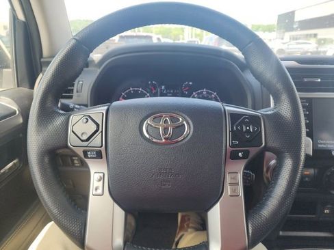 Used 2024 Toyota 4Runner SR5 Premium w/ Moonroof Package RWD image 15