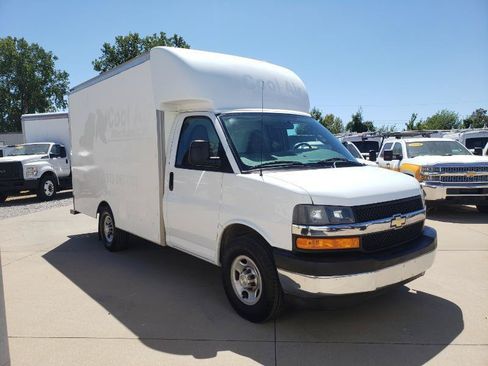 Used 2020 Chevrolet Express 3500 w/ Power Convenience Package RWD image 5
