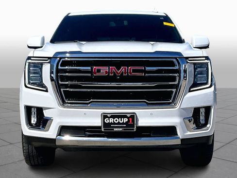 Used 2021 GMC Yukon SLT w/ SLT Premium Package image 4