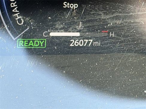 Used 2024 Toyota Highlander Limited image 8