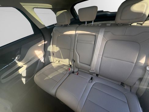 Certified 2024 Lincoln Corsair Premiere w/ Equipment Group 101A image 13