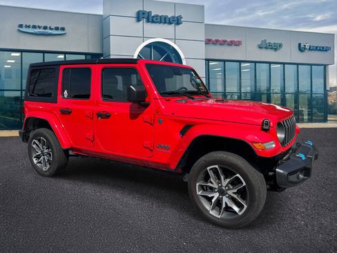 Used 2024 Jeep Wrangler Unlimited w/ Convenience Group image 1