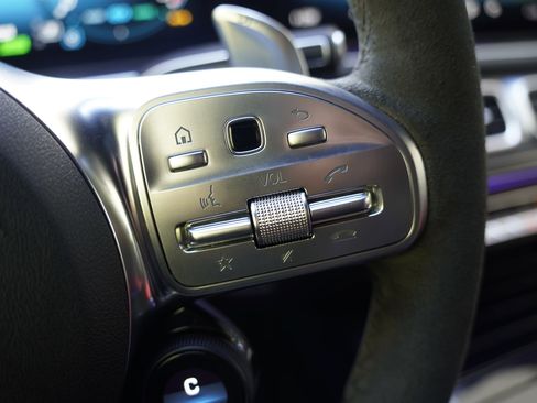 Used 2023 Mercedes-Benz GLE 53 AMG 4MATIC image 18