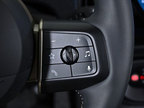 Used 2025 MINI Cooper 2-Door Hardtop image 12