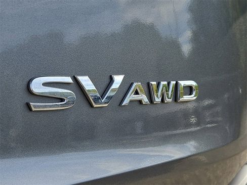 Certified 2022 Nissan Rogue SV image 32