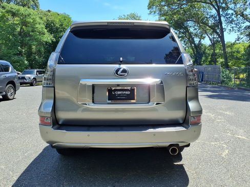 Certified 2023 Lexus GX 460 Premium w/ Premium Package AWD/4WD image 24