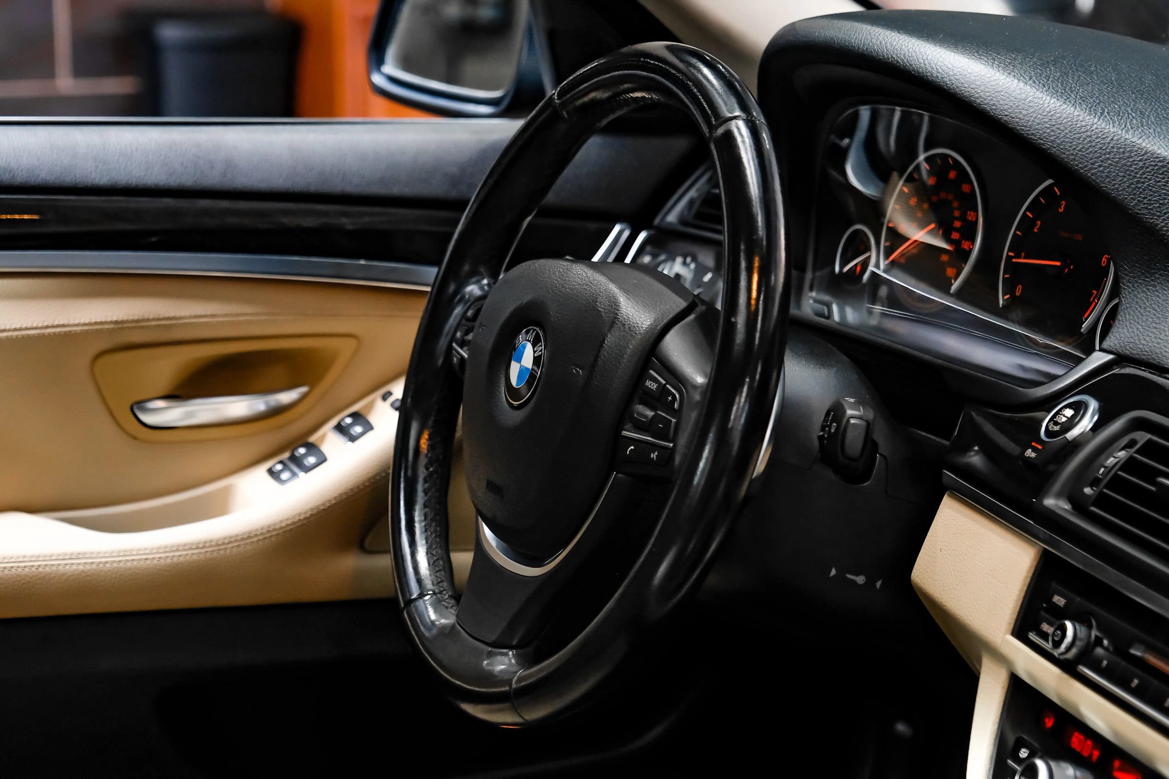Used 2016 BMW 528i Sedan RWD image 13