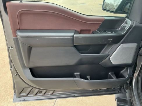 Used 2023 Ford F150 Lariat w/ Equipment Group 502A High image 8