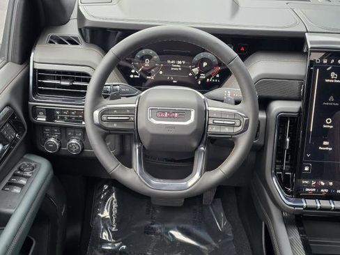 New 2026 GMC Yukon AT4 w/ AT4 Premium Package image 33