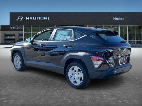 New 2026 Hyundai Kona SE image 4