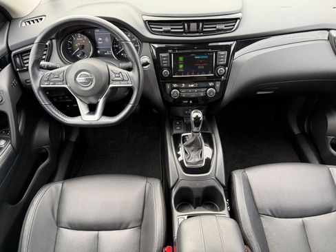 Certified 2022 Nissan Rogue Sport SL w/ Premium Package image 25