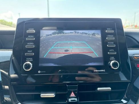 Certified 2021 Toyota Camry SE FWD image 32