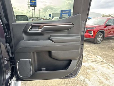 Used 2024 GMC Sierra 1500 SLT image 27