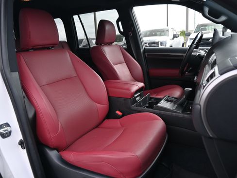 Used 2023 Lexus GX 460 Premium w/ Premium Plus Package image 18