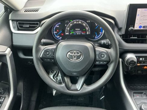 Used 2024 Toyota RAV4 XLE image 13