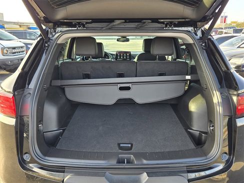 Used 2025 Chevrolet Blazer LT w/ LPO, Cargo Package image 10