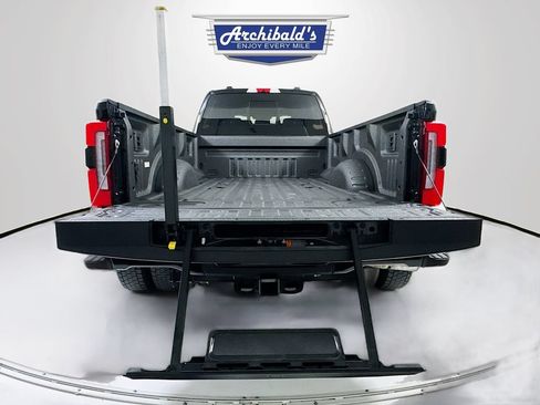Used 2025 Ford F450 Platinum w/ FX4 Off-Road Package AWD/4WD image 25