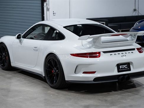 Used 2015 Porsche 911 GT3 RWD image 64