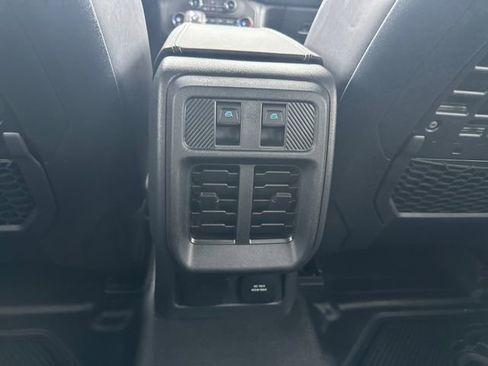 New 2025 Ford Bronco Big Bend w/ Black Diamond Package image 22