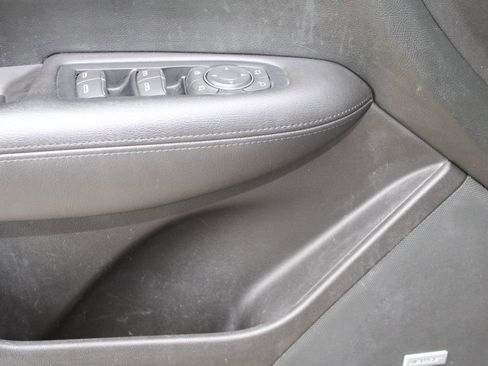 Used 2018 Cadillac XT5 Luxury w/ Driver Awareness Package image 34