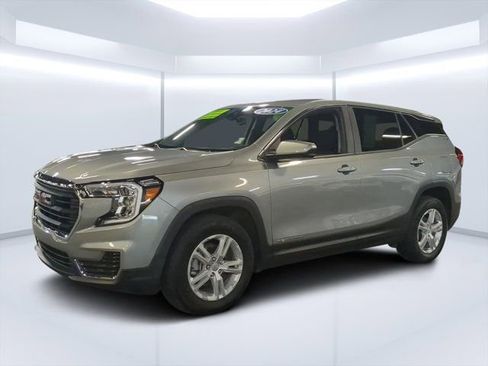 Used 2024 GMC Terrain SLE FWD image 7