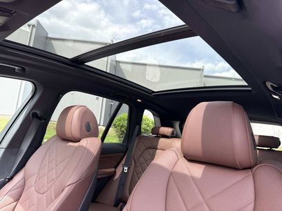 New 2026 BMW X5 xDrive40i w/ M Sport Package