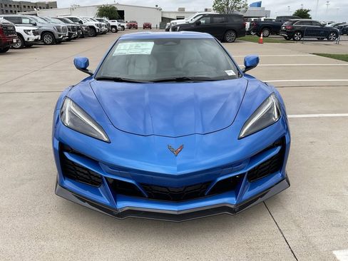 New 2025 Chevrolet Corvette E-Ray image 36