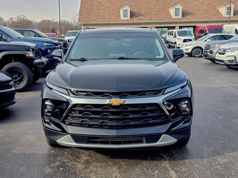 Used 2023 Chevrolet Blazer LT w/ Convenience Package image 2