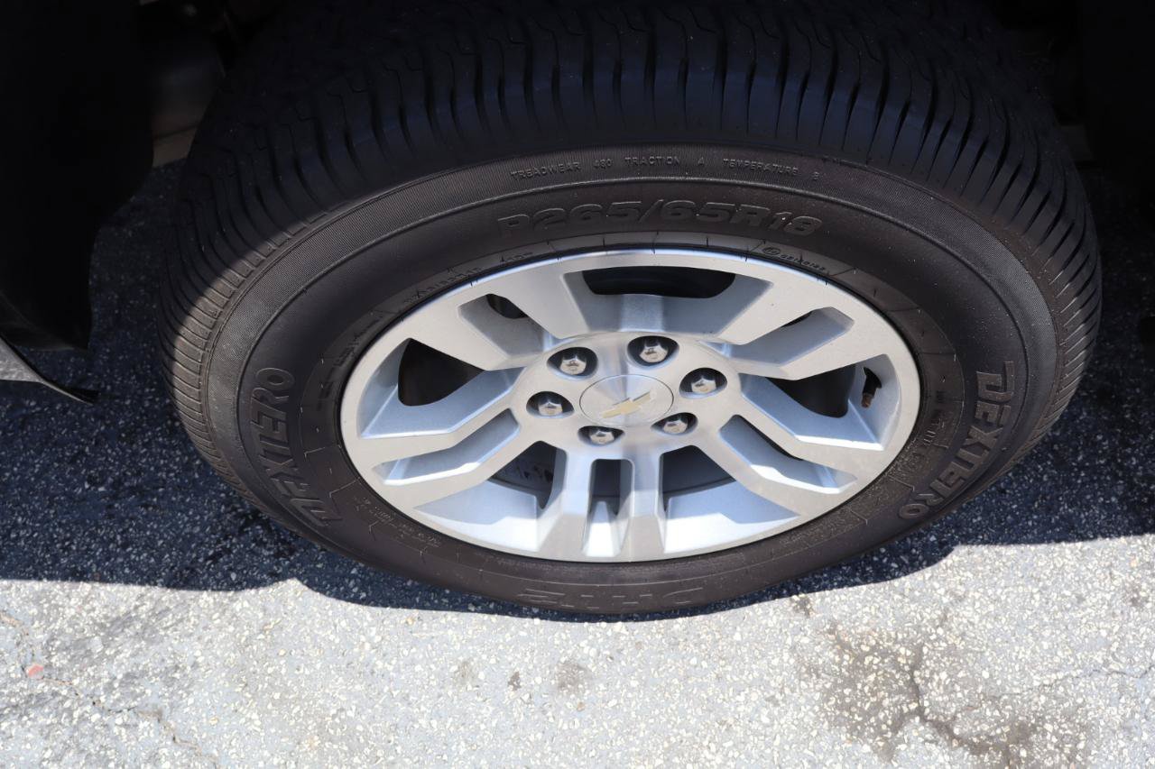 Used 2019 Chevrolet Suburban LT AWD/4WD image 28