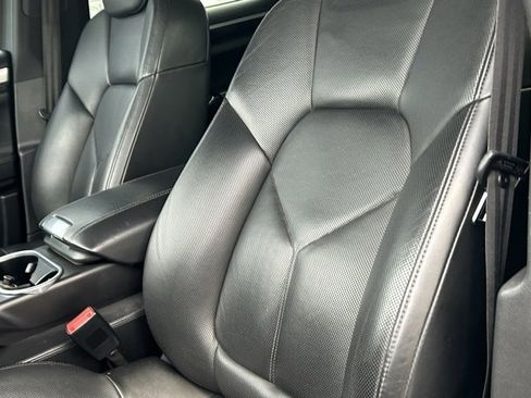 Used 2012 Porsche Cayenne S image 10