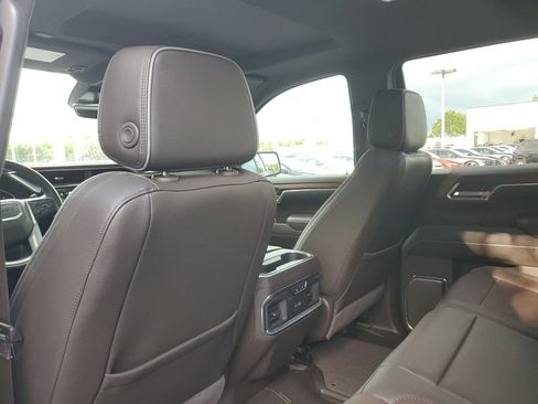 Used 2024 GMC Sierra 1500 Denali w/ Denali Reserve Package AWD/4WD image 17