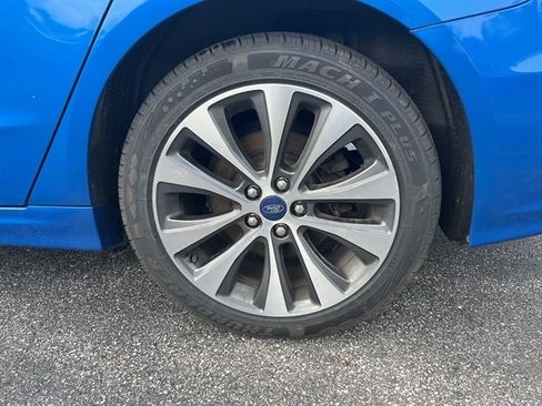 Used 2020 Ford Fusion SE AWD/4WD image 12