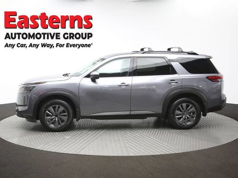 Used 2023 Nissan Pathfinder SV w/ SV Premium Package AWD/4WD image 63