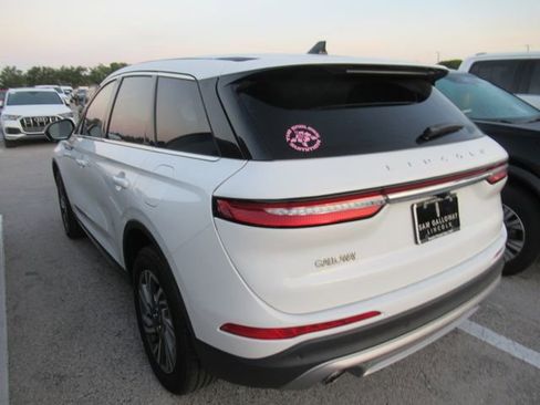 Used 2023 Lincoln Corsair FWD w/ Equipment Group 101A image 4