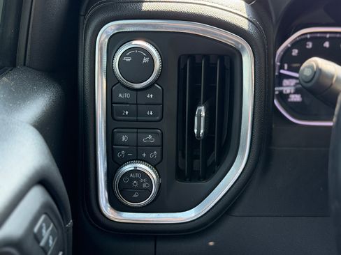 Used 2019 GMC Sierra 1500 SLT w/ SLT Premium Plus Package AWD/4WD image 5