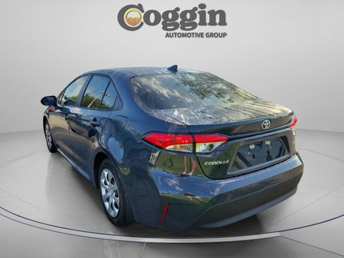 Used 2026 Toyota Corolla LE FWD image 3