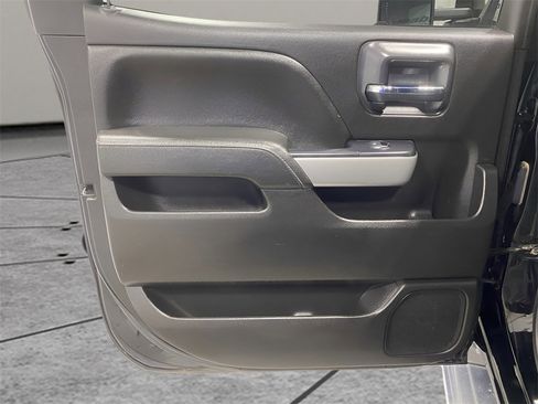 Used 2018 Chevrolet Silverado 2500 LTZ w/ Duramax Plus Package image 16