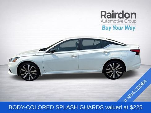 Used 2022 Nissan Altima 2.5 SR AWD/4WD image 4
