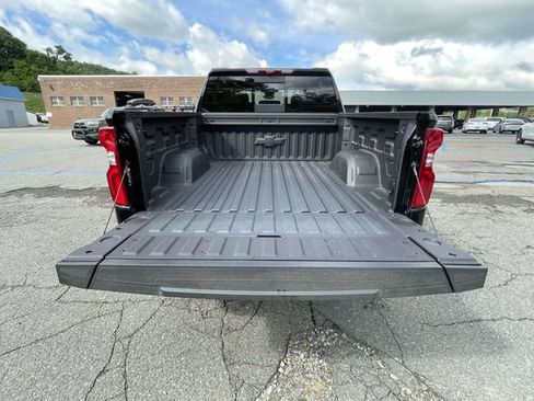 New 2026 Chevrolet Silverado 1500 ZR2 AWD/4WD image 11