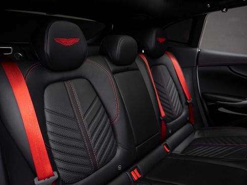 Used 2023 Aston Martin DBX 707 AWD/4WD image 64