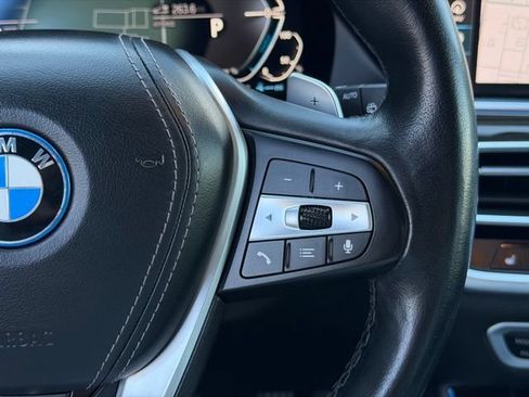 Used 2023 BMW X5 xDrive45e AWD/4WD image 16
