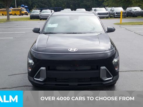 Used 2026 Hyundai Kona SE FWD image 2