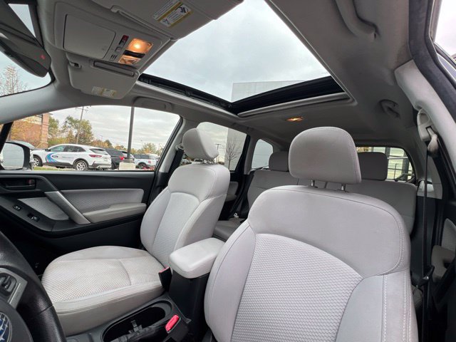 Used 2017 Subaru Forester 2.5i Premium w/ All-Weather Package AWD/4WD image 17