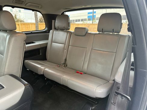 Used 2012 Toyota Sequoia Platinum image 19